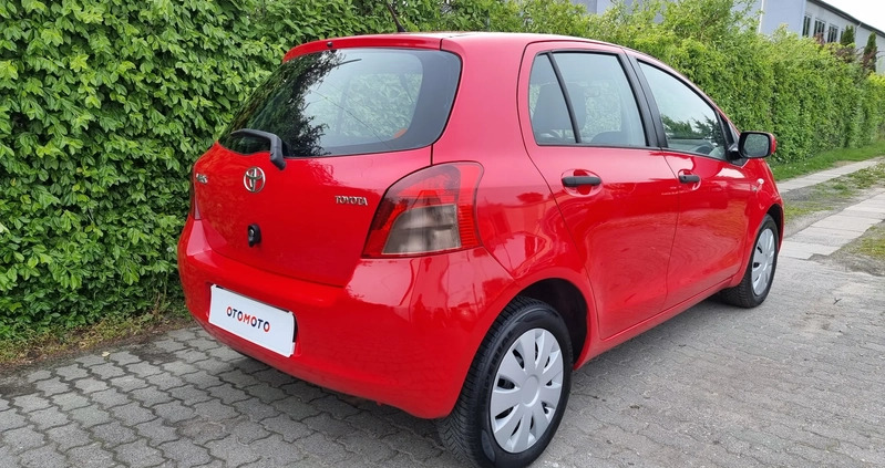 Toyota Yaris cena 11900 przebieg: 199000, rok produkcji 2008 z Warszawa małe 407